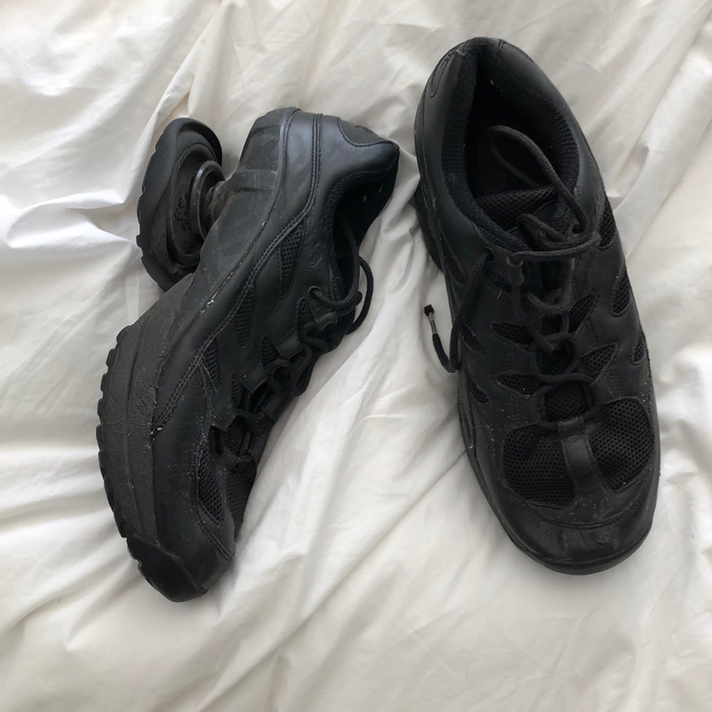 Comfy Z-Coil Casual Sneakers